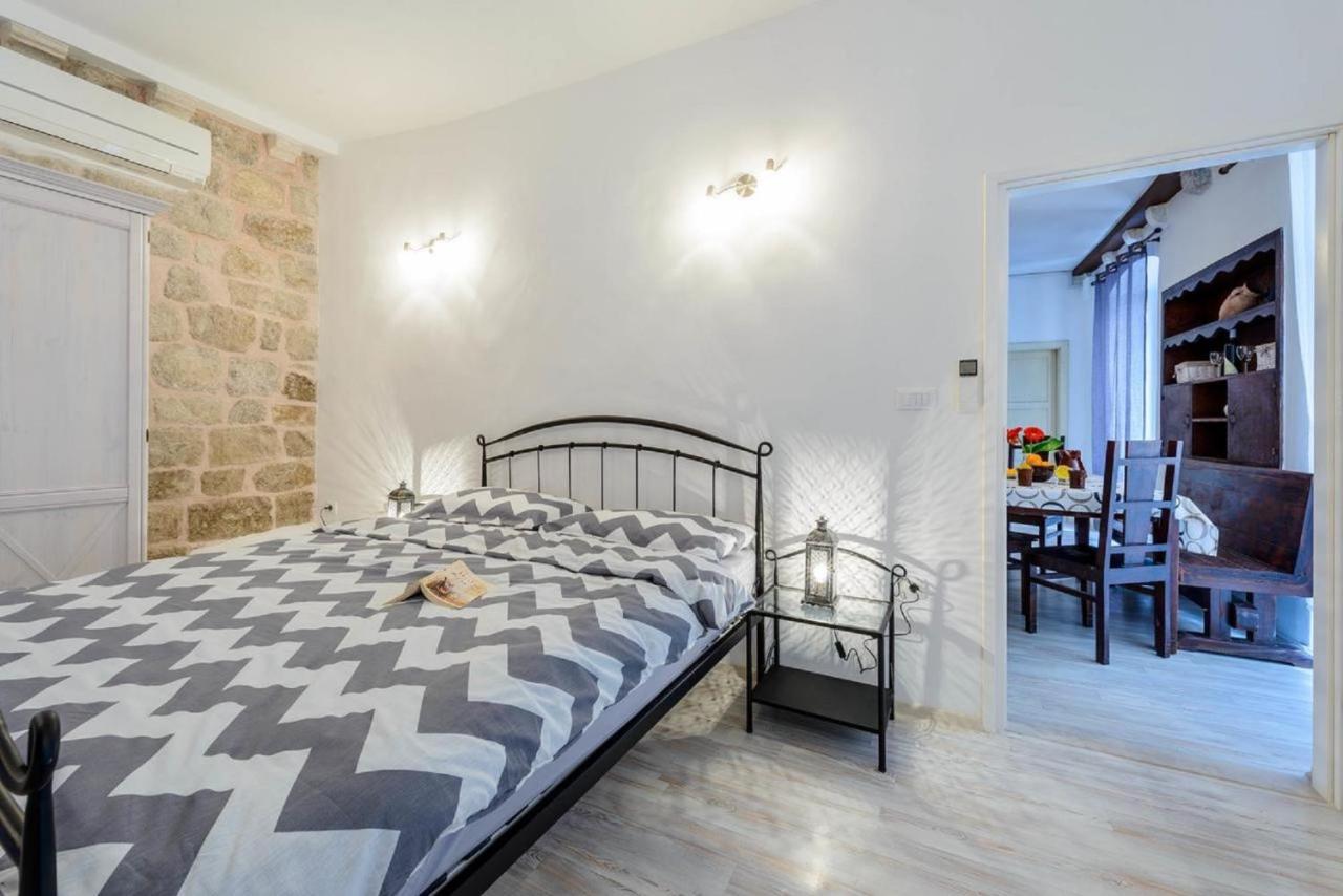 Apartments And Room Le Petit Nono Dubrovnik Exterior photo